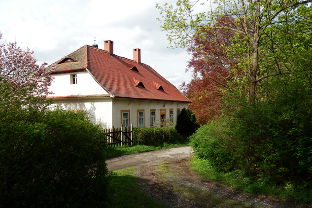 Předzámčí – bývalá vrchnostenská budova